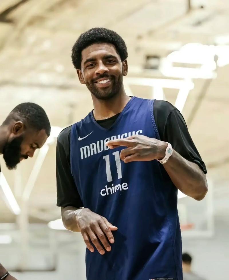 阿莫林：英超比我想象中更难踢，曼联各方面都太庞大（阿莫林：英超难度超预期，曼联在各层面规模巨大）