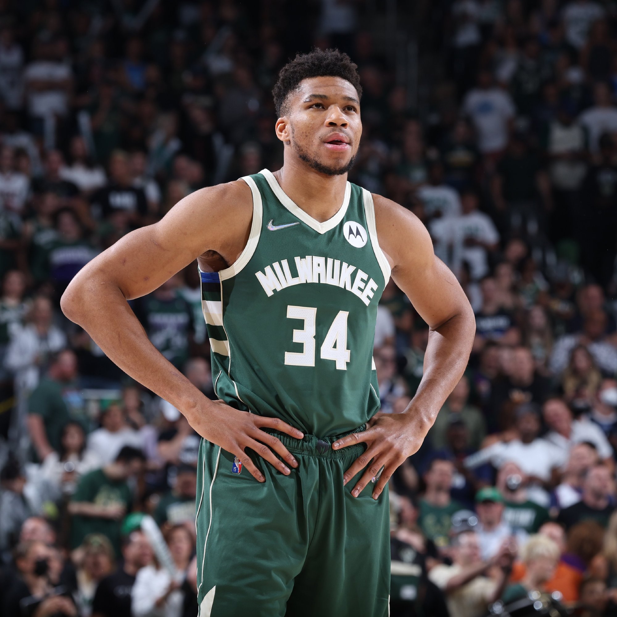 斯基拉：巴黎FC有意把坎特带回法甲，双方已经开始谈判（斯基拉：巴黎FC欲签坎特回归法甲，谈判已启动）