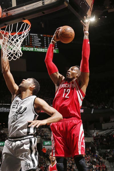 西甲半场：安东尼闪击，费兰戴帽，巴萨暂4-1贝蒂斯（西甲半场战报：安东尼开场破门，费兰上演帽子戏法，巴萨暂以4-1领先贝蒂斯）