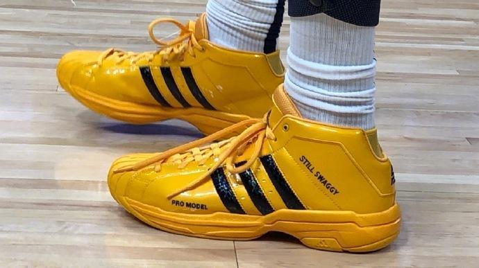 徐正源：希望球员们不要忘记今年的遗憾，在冬训更加努力（徐正源提醒队员：铭记今年遗憾，冬训更刻苦）