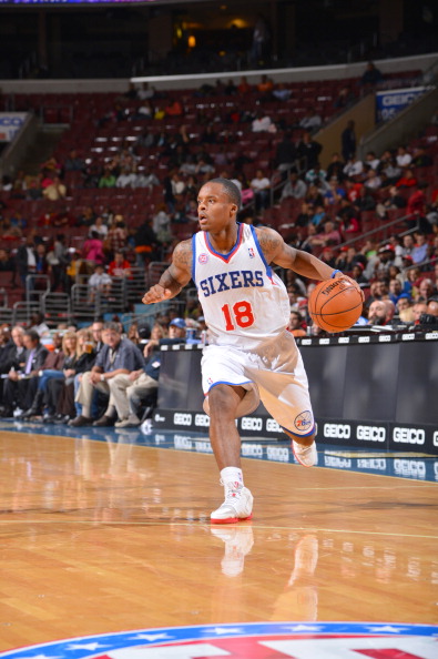 篮球篮网连续输球，主帅承认战术失误（篮网遭遇连败，主帅坦言战术布置有误）