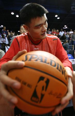 官方：赫塔费门将索里亚战马竞的两连扑当选西甲11月最佳扑救（西甲官宣：赫塔费门将索里亚对马竞的连环神扑当选11月最佳扑救）