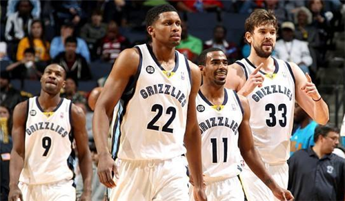 萨里：我们赢米兰是合理的；因西涅就像我儿子，俱乐部会决定（萨里：击败米兰合情合理；因西涅如我儿子，去留由俱乐部决定）