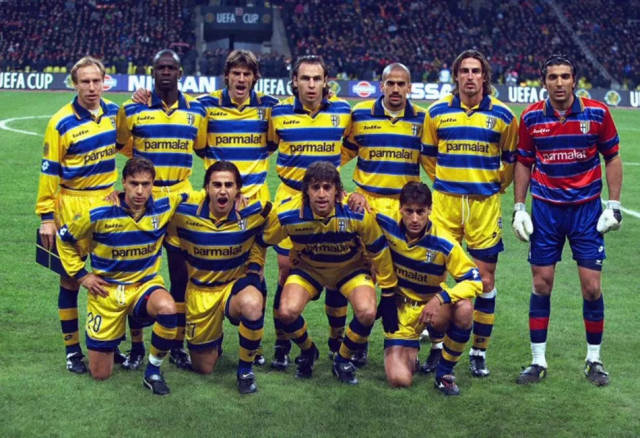 维金斯展现高抛技巧，为球队注入活力（维金斯秀高抛绝技，点燃球队活力）