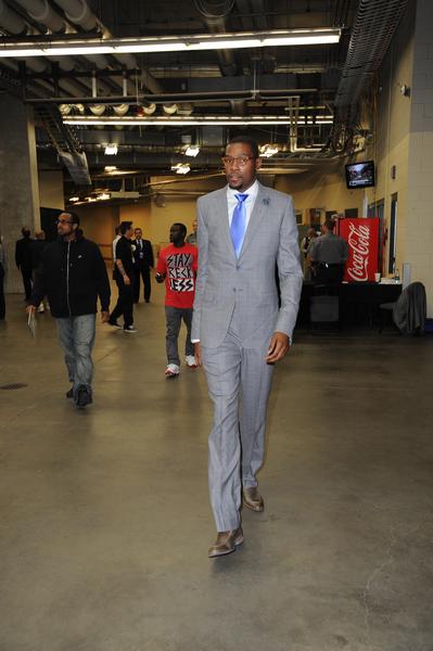 意甲半场：迈尼昂贡献神扑，AC米兰0-0拉齐奥（意甲半场战报：迈尼昂神扑救险，AC米兰暂0-0拉齐奥）